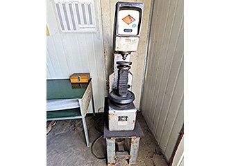 里氏硬度计